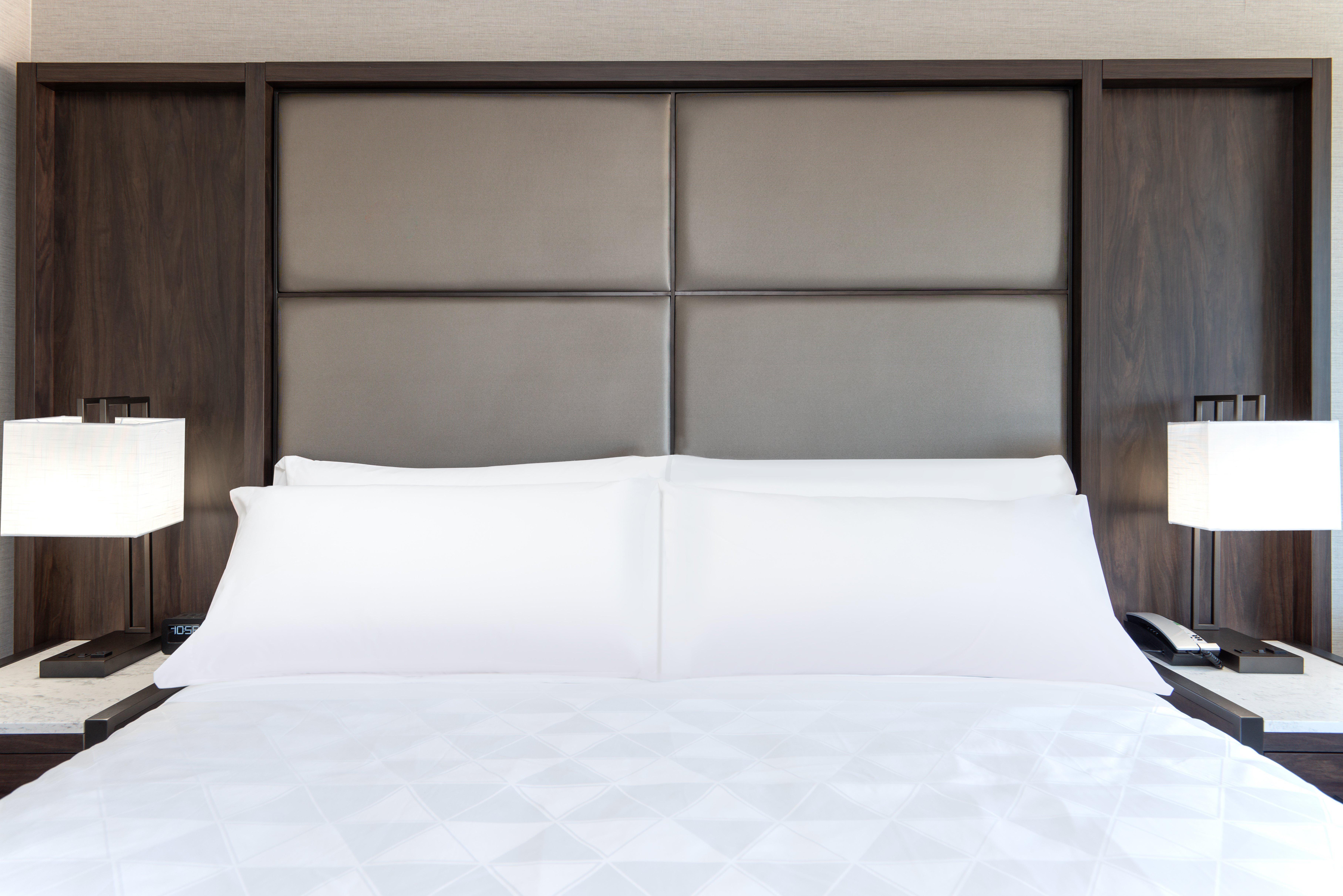 Holiday Inn Boston Logan Airport - Chelsea By Ihg Exterior foto