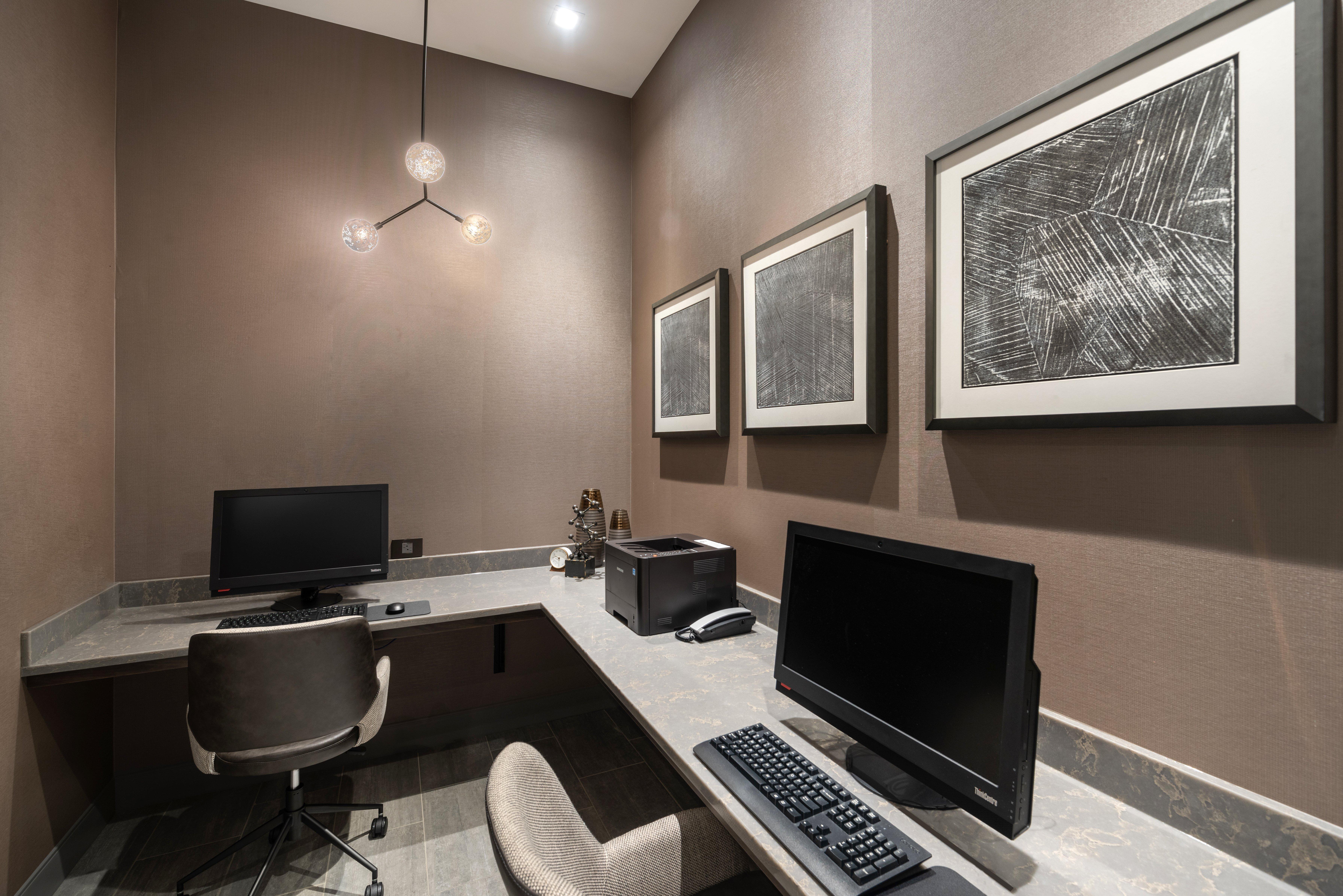 Holiday Inn Boston Logan Airport - Chelsea By Ihg Exterior foto