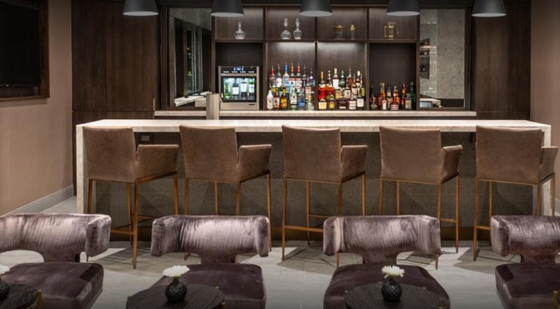Holiday Inn Boston Logan Airport - Chelsea By Ihg Exterior foto